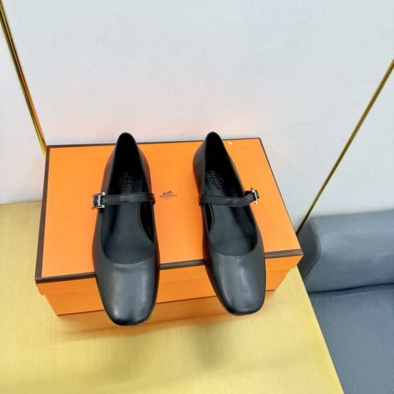 H**mes flat shoes